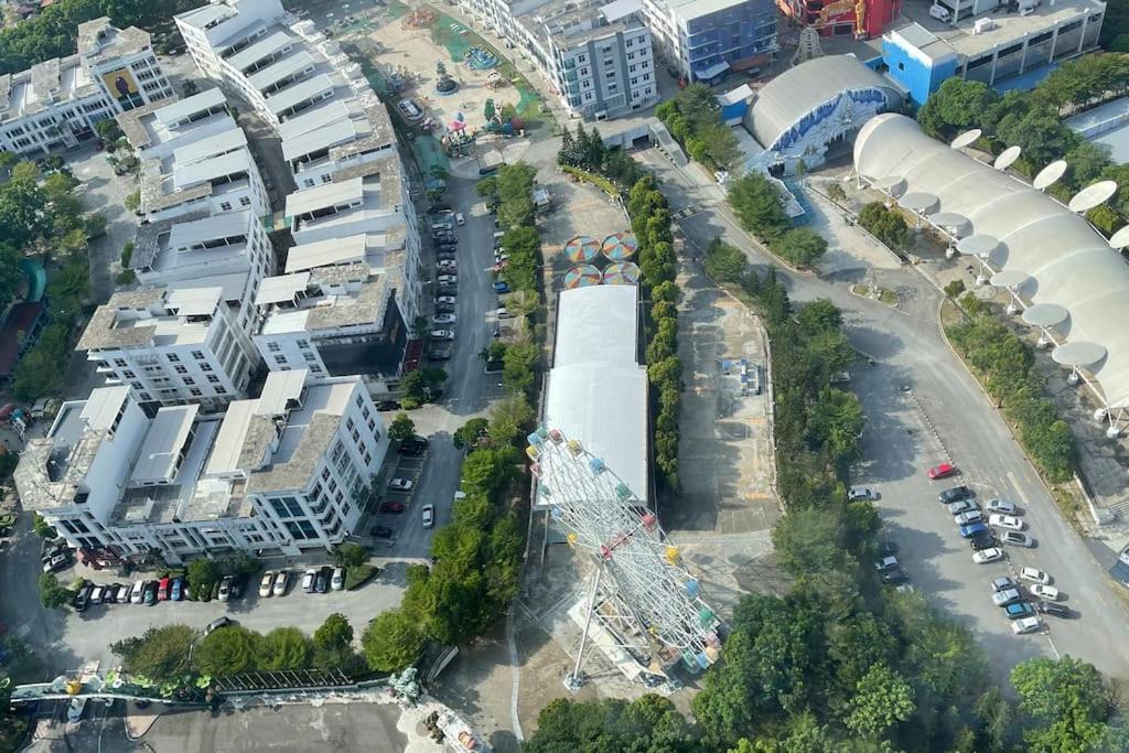 Hill10 Residence, I-city Shah Alam